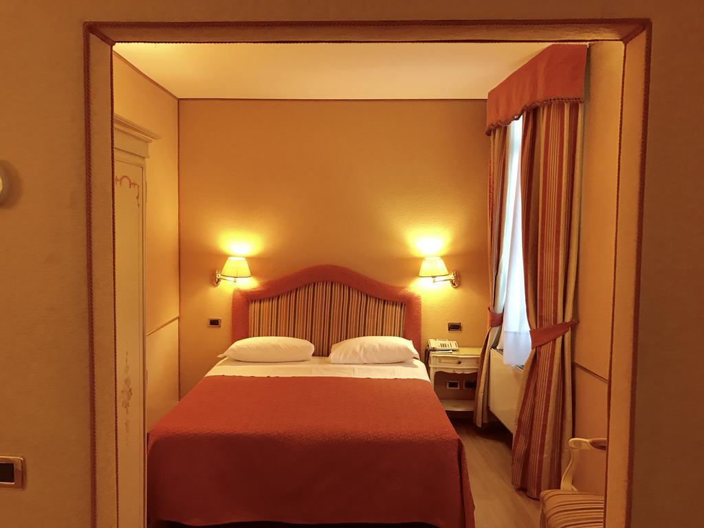 Hotel Casa Burchielle Venecia Exterior foto
